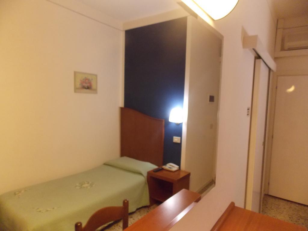 Hotel Alba Montecatini Terme Kamer foto